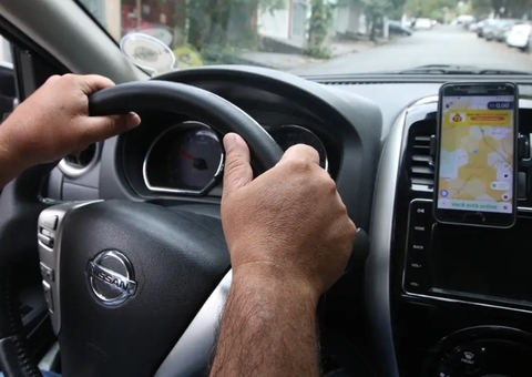 Uber defende no STF que não há vínculo de emprego com motoristas