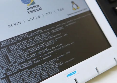 CCJ da Câmara aprova projeto que retoma voto impresso no Brasil; entenda 