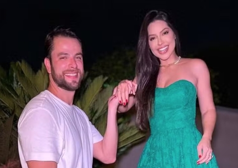 Ex-BBBs Laís Caldas e Gustavo Marsengo adiam casamento 