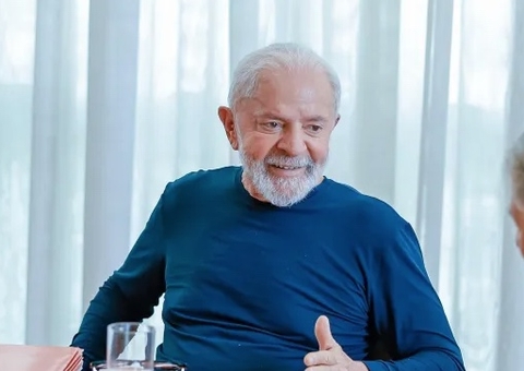 Presidente Lula está bem e 'papeando', diz assessoria nesta sexta-feira