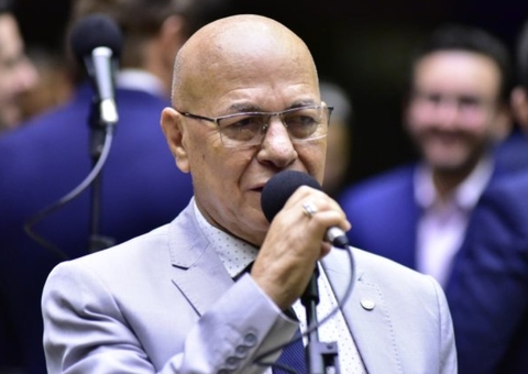 Deputado do PL é acusado de ter relações íntimas com adolescente de 13 anos