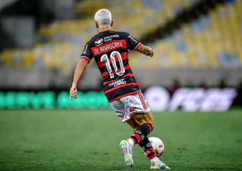 Flamengo confirma Arrascaeta como o novo camisa 10 do clube