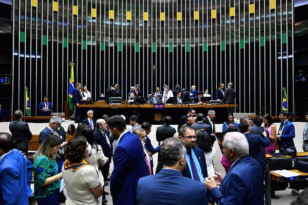 Congresso aprova LDO para 2025 às vésperas de recesso parlamentar