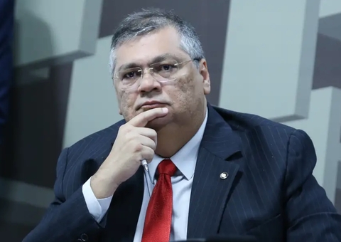 Dino manda suspender pagamento de R$ 4 bi em emendas e aciona PF