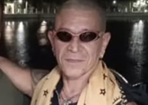 Homem arranca coração de dançarino vivo e coloca pedras no lugar