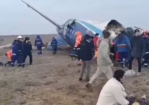 FAB recebe caixas-pretas de avião da Embraer que caiu no Cazaquistão