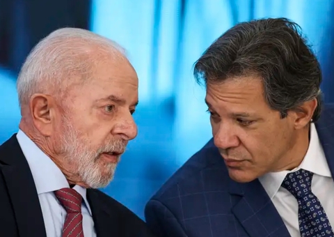 Lula cancela férias de Haddad em meio à alta do dólar e pressão fiscal