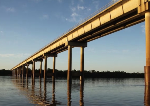 Ponte que liga Brasil e Argentina vai a leilão nesta terça-feira
