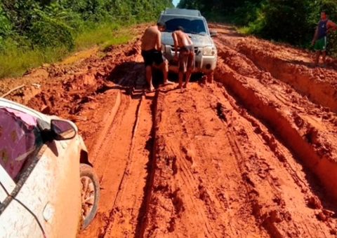DNIT proíbe circulação de veículos pesados na BR-319 durante período de chuvas