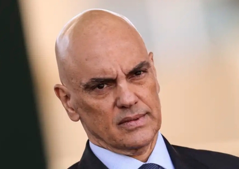 'Redes sociais só operam no Brasil se respeitarem a lei', diz Moraes 