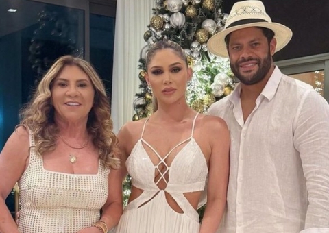 Mãe de Camila Ângelo se declara após casamento com Hulk: 'sensação inexplicável'