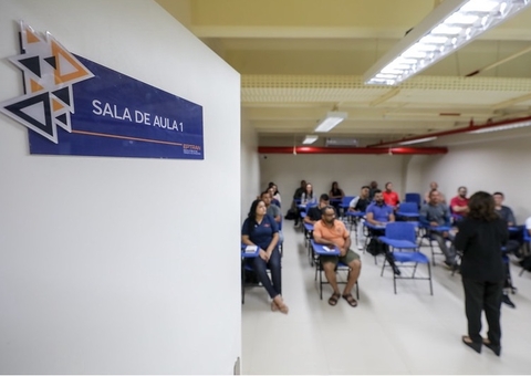 Detran-AM garante cursos gratuitos para profissionais de trânsito até 2027