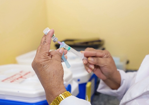 Unidades de Saúde oferecem vacinação contra a dengue para crianças e adolescentes neste sábado