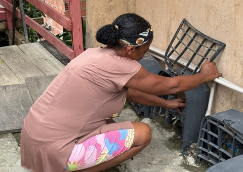Ao vivo: Idosa denuncia Águas de Manaus por cobrança irregular