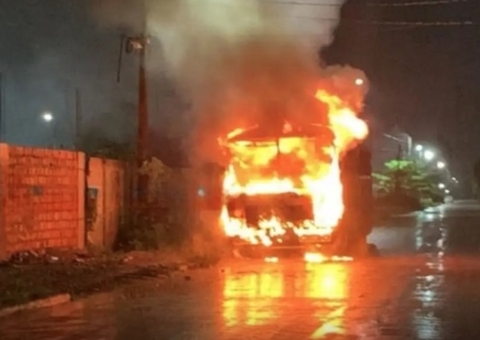 Cinco mortes e ataques marcam 3ª noite de violência em Rondônia