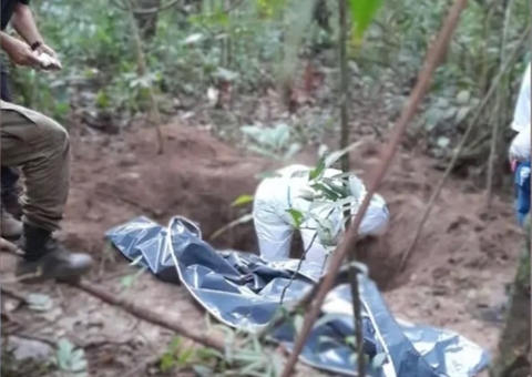 Polícia descobre cemitério clandestino com mais de 10 cadáveres
