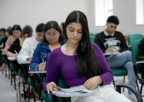 Vestibular e SIS: UEA publica edital e convoca aprovados para matrícula 