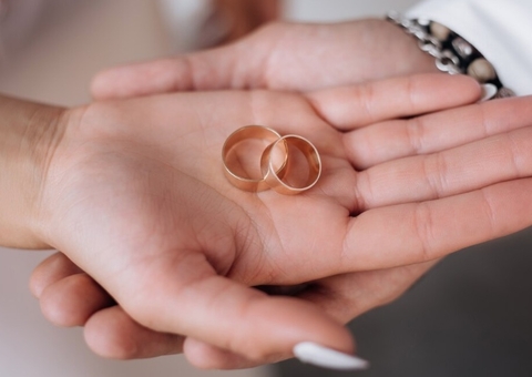 Mulher tem direito a união estável com falecido casado, mas de fato separado, diz Justiça 