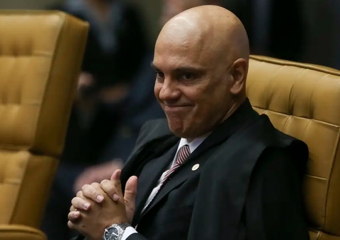 Ex-assessor de Trump compara Moraes a juízes nazistas e defende volta de Bolsonaro