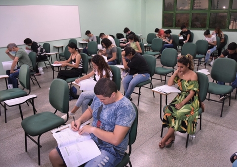 AprovENS da UEA abre inscrições para 144 vagas remanescentes no pré-vestibular