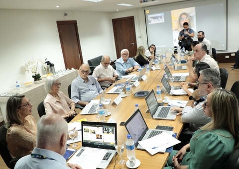 Fapeam reajusta bolsas de pesquisa com aumento de até 50%