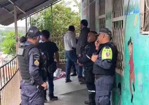 Ao vivo: Corpo de homem é achado no Mauazinho