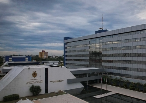 Roberto Cidade confirma concurso para a Aleam em 2025