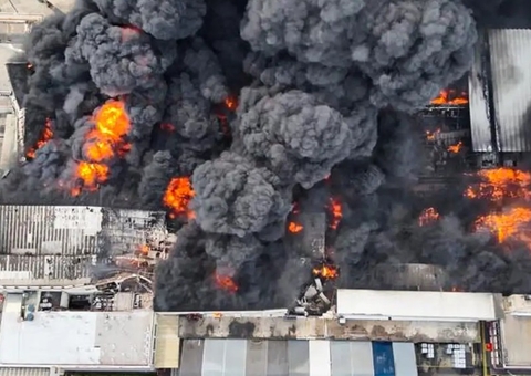 Incêndio em fábrica de lubrificantes será investigado pelo MP