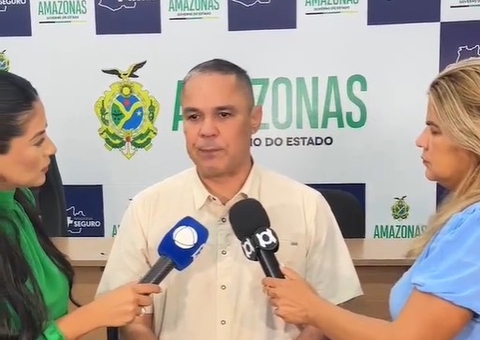 Ao vivo: Polícia fala prisão de envolvidos em foguetórios em Manaus