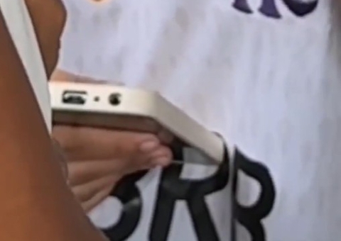 Adolescente que perdeu mãe e irmão conta como escapou de incêndio no Nossa Sra. das Graças