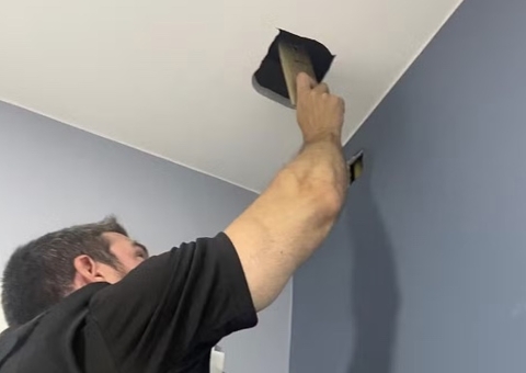 Celular no forro e propina de 6%: PF apura desvio de emendas para hospital no RS