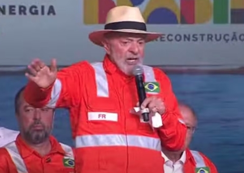 Lula diz que o 'povo precisa saber quem xingar' ao defender Petrobras 