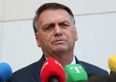 Bolsonaro diz que 'não tem motivos para prisão' e nega tentativa de fuga