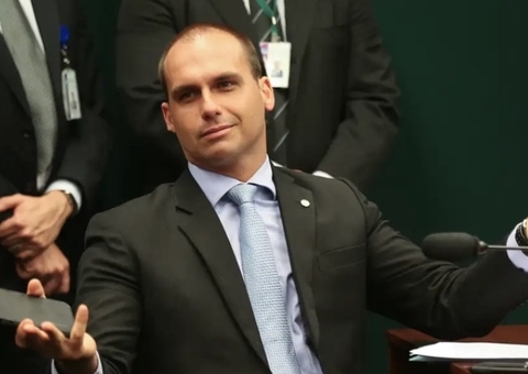 Eduardo Bolsonaro faz périplo nos EUA por sanções a Moraes