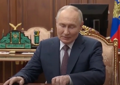 Rússia contradiz Trump e rejeita força de paz europeia; ataque gera caos em Kiev