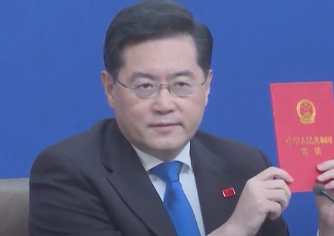 China expressa 'firme oposição' às tarifas dos EUA e defende diálogo para resolver divergências