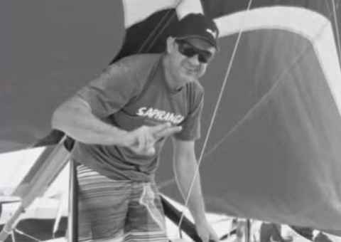 Homem morre ao despencar de asa delta durante voo