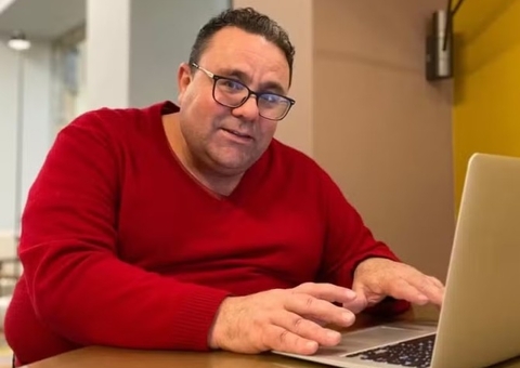 Jornalista é encontrado amordaçado e estrangulado dentro da própria casa