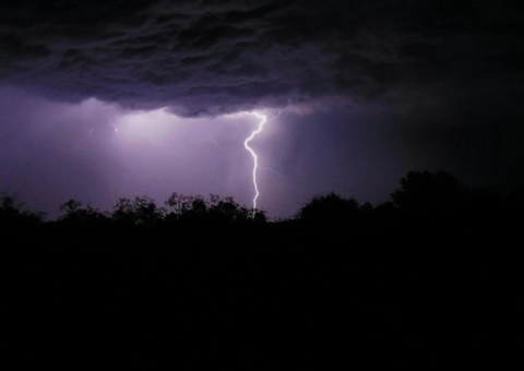 Defesa Civil emite alerta de chuvas intensas no Amazonas nesta quinta-feira
