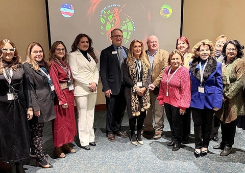 Deputada representa Aleam em fórum sobre direitos das mulheres nos EUA 