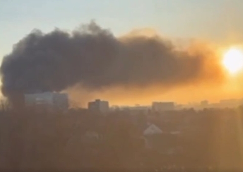 Ucrânia ataca Moscou na maior ofensiva com drones já realizada pelo país