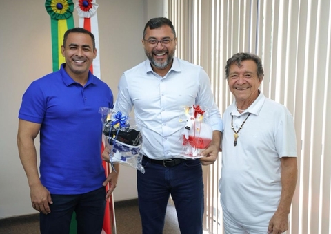 Wilson Lima se reúne com presidentes dos bois Caprichoso e Garantido para Festival de Parintins 2025