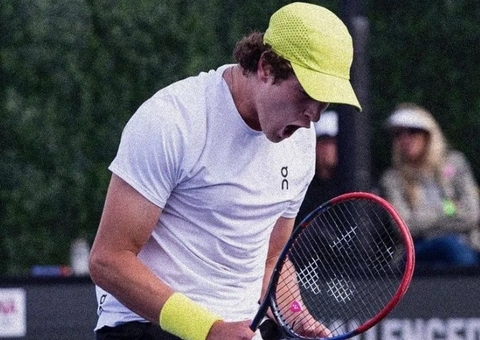 João Fonseca enfrenta Bublik na final do Challenger de Phoenix hoje 