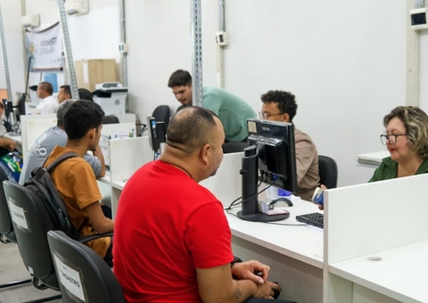 Frentista, recepcionista e mais: veja 126 vagas do Sine Amazonas