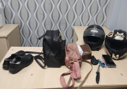 Criminosos são presos por 'arrastões' em Manaus; um cortou a mão com a própria faca