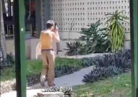 Jovem é detido após causar pânico na UFAM com suposta arma