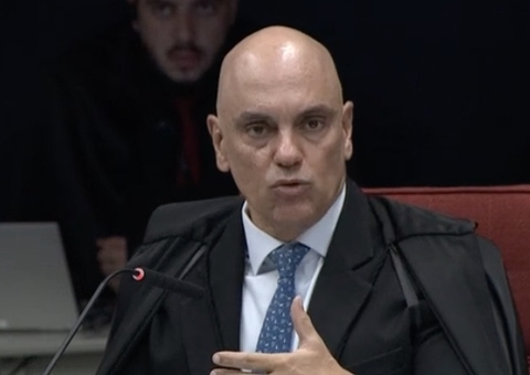 STF mantém ministros e rejeita pedido para levar julgamento de Bolsonaro ao plenário