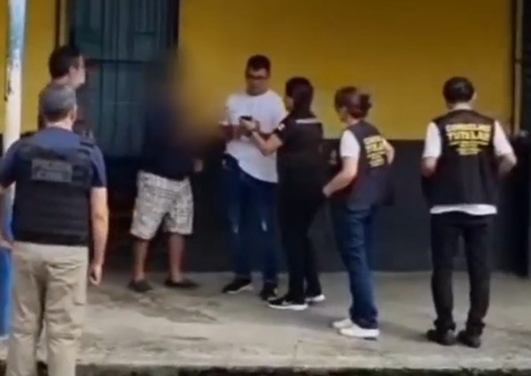 Adolescente abusada por idoso estava caída em banheiro ao lado de salsichas: 'Parecia um animal'