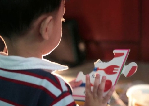 Justiça do Amazonas obriga Amil a indenizar família por negar tratamento a criança com TEA