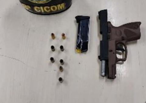 Dupla é presa após dar tiros em posto de combustível na Compensa